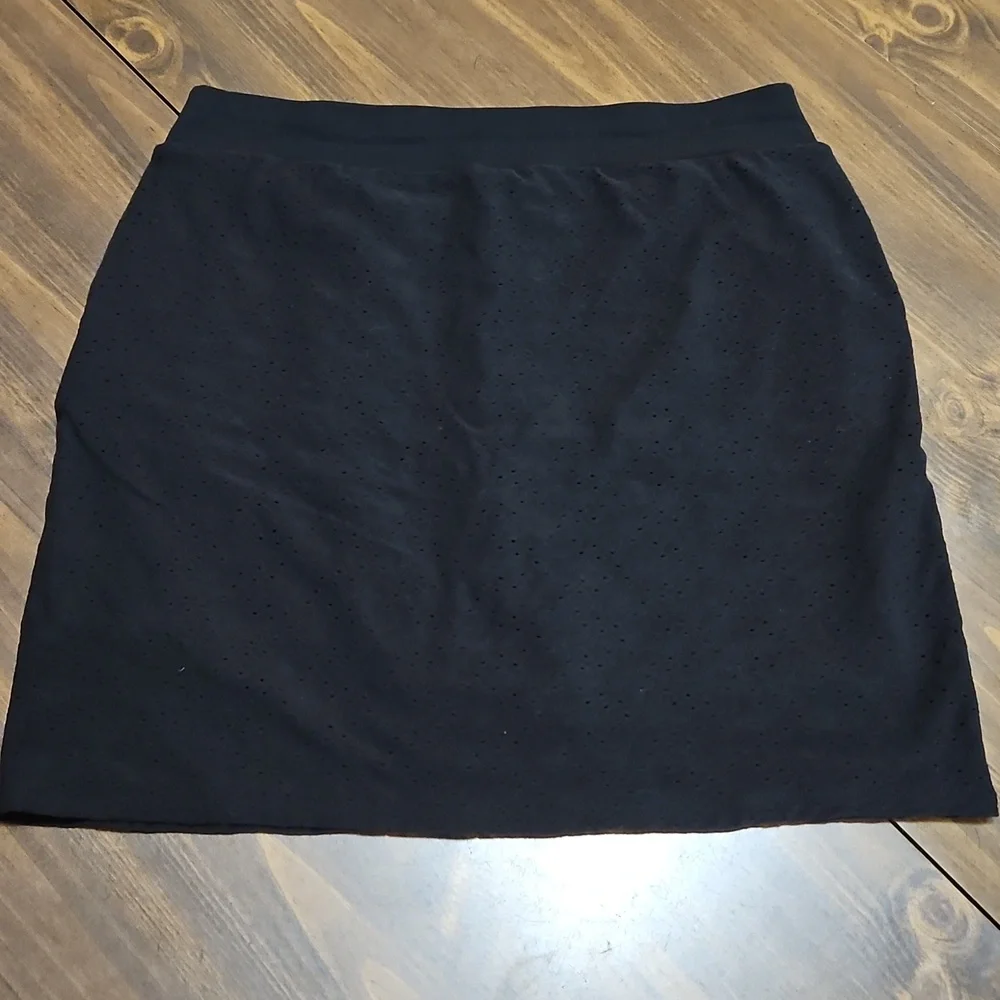 Chico's Classic Black Mini Skort